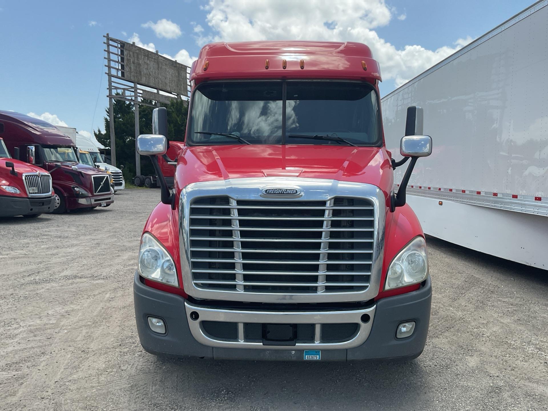 2018 Freightliner Cascadia 125