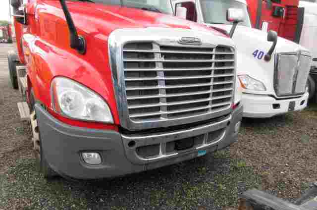 2018 Freightliner Cascadia 125
