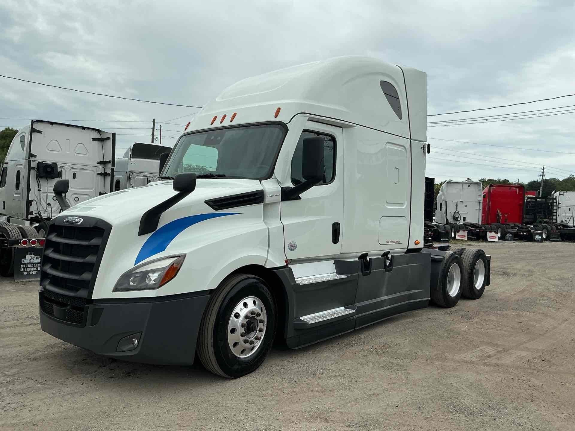 2022 Freightliner Cascadia 126