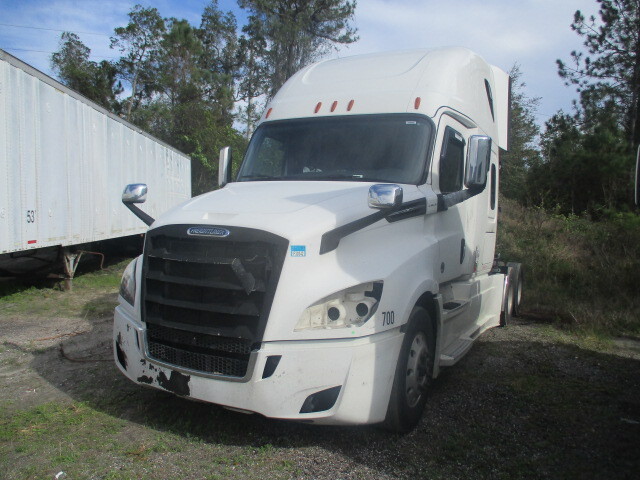 2020 Freightliner Cascadia