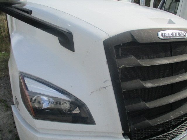 2020 Freightliner Cascadia