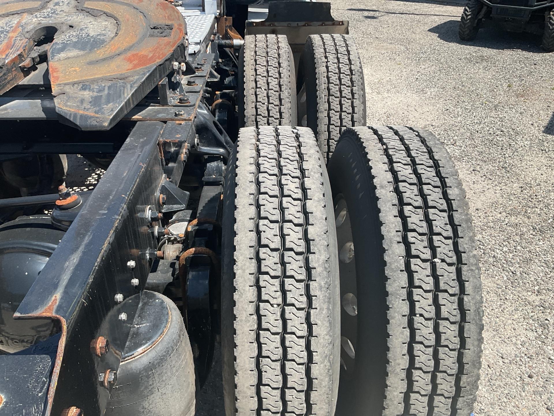 2020 Kenworth T680