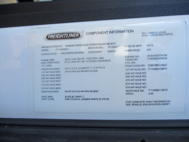 2020 Freightliner Cascadia 126