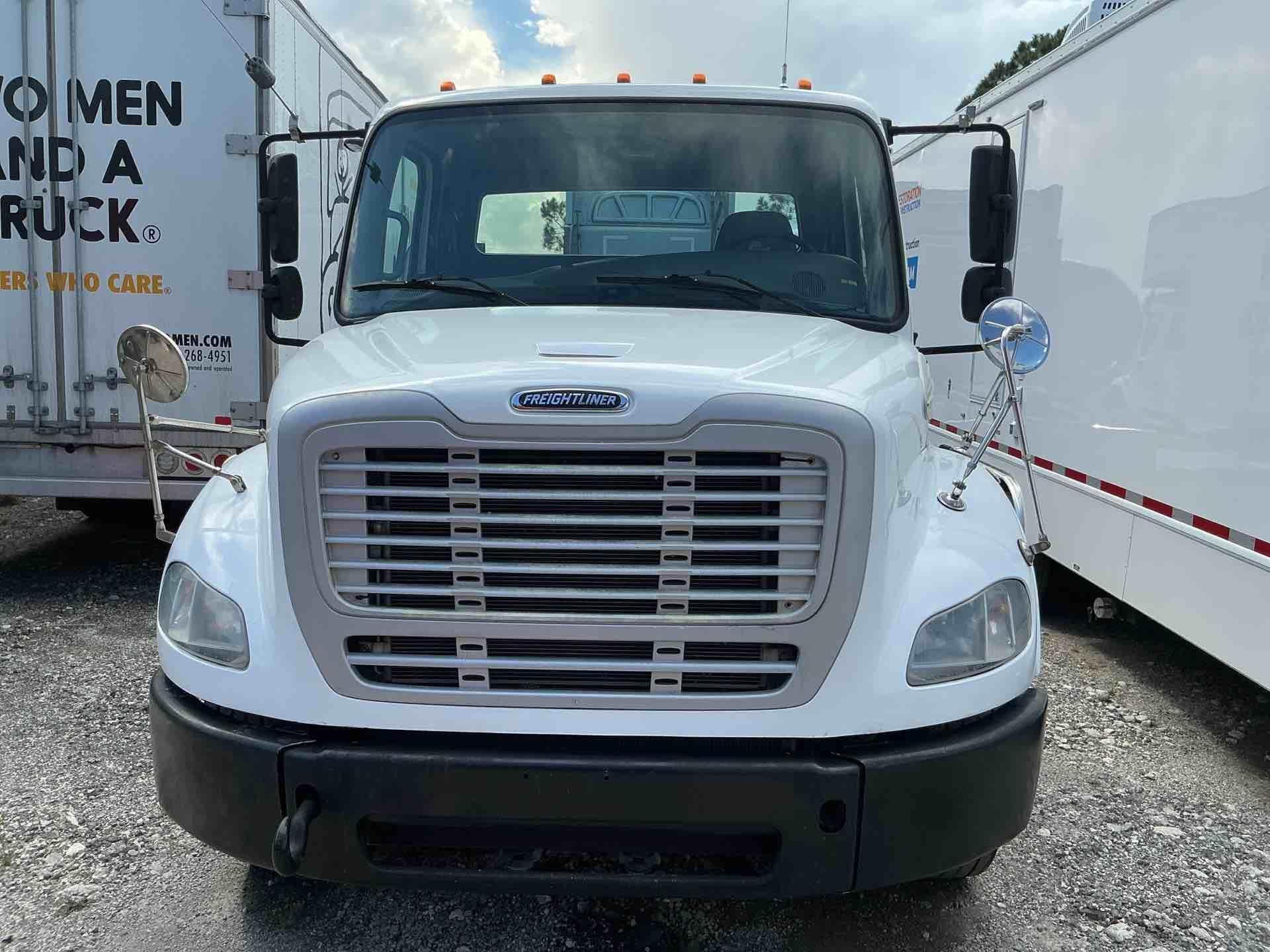 2015 Freightliner M2 112