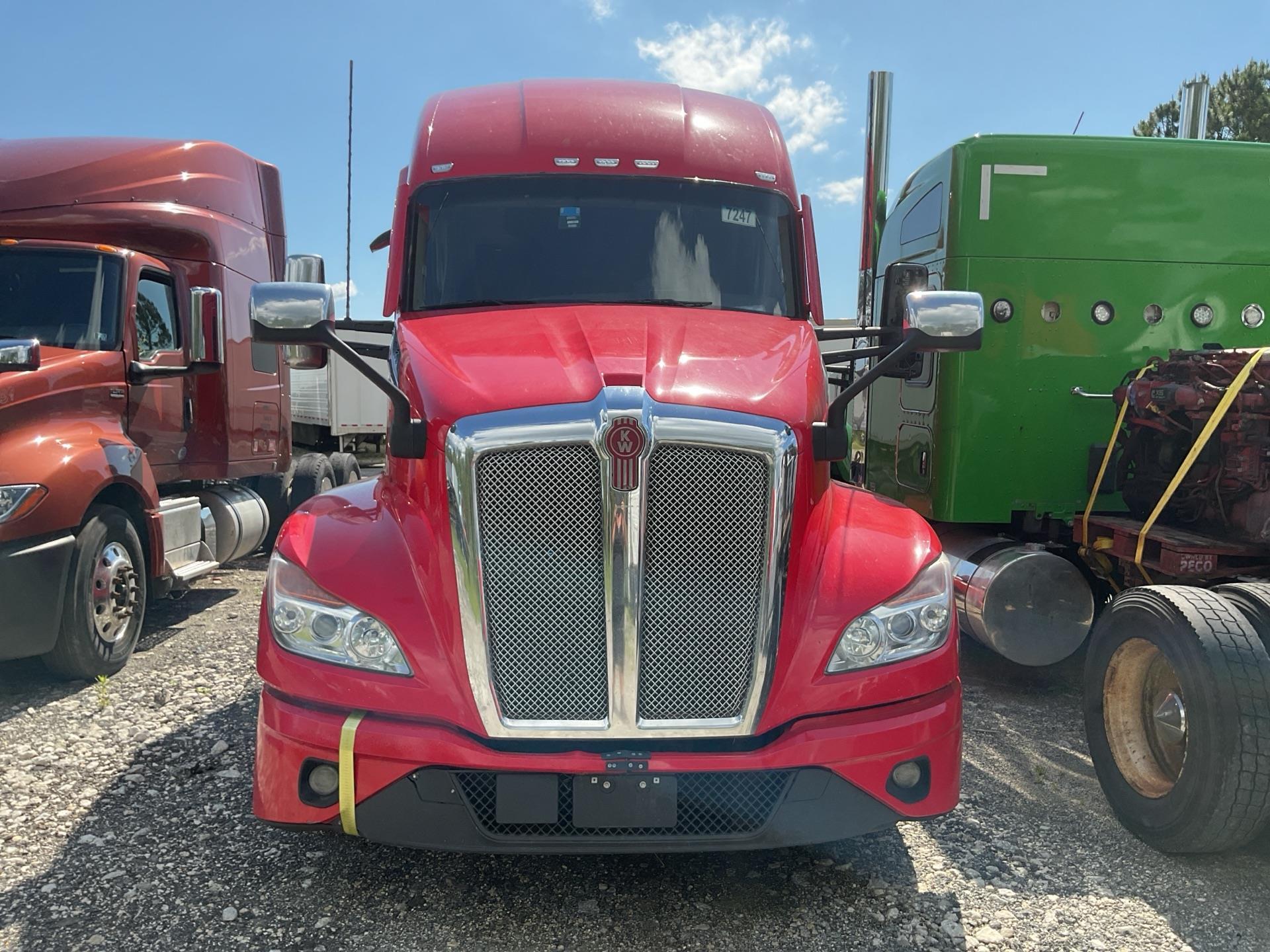 2023 Kenworth T680