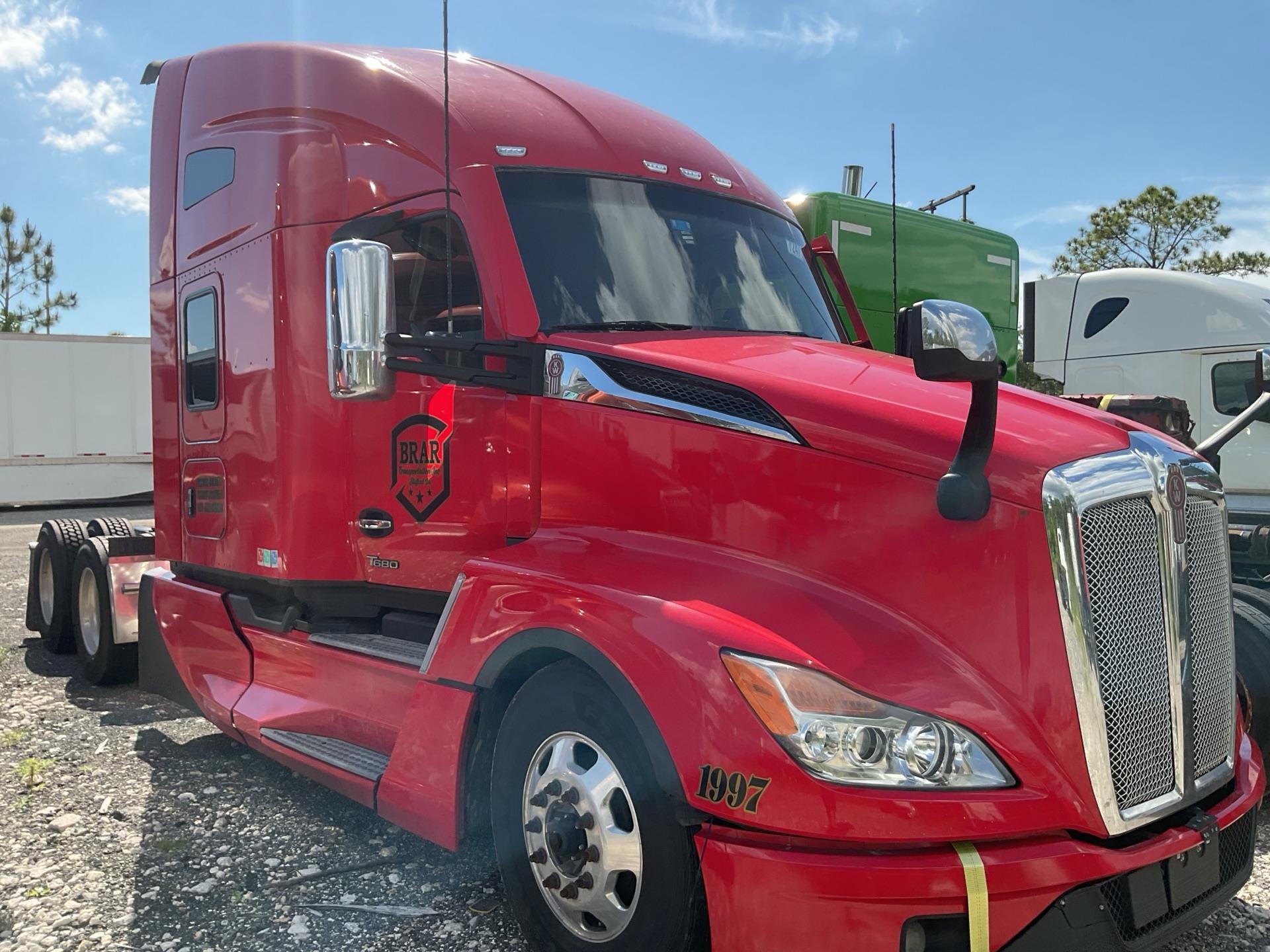 2023 Kenworth T680
