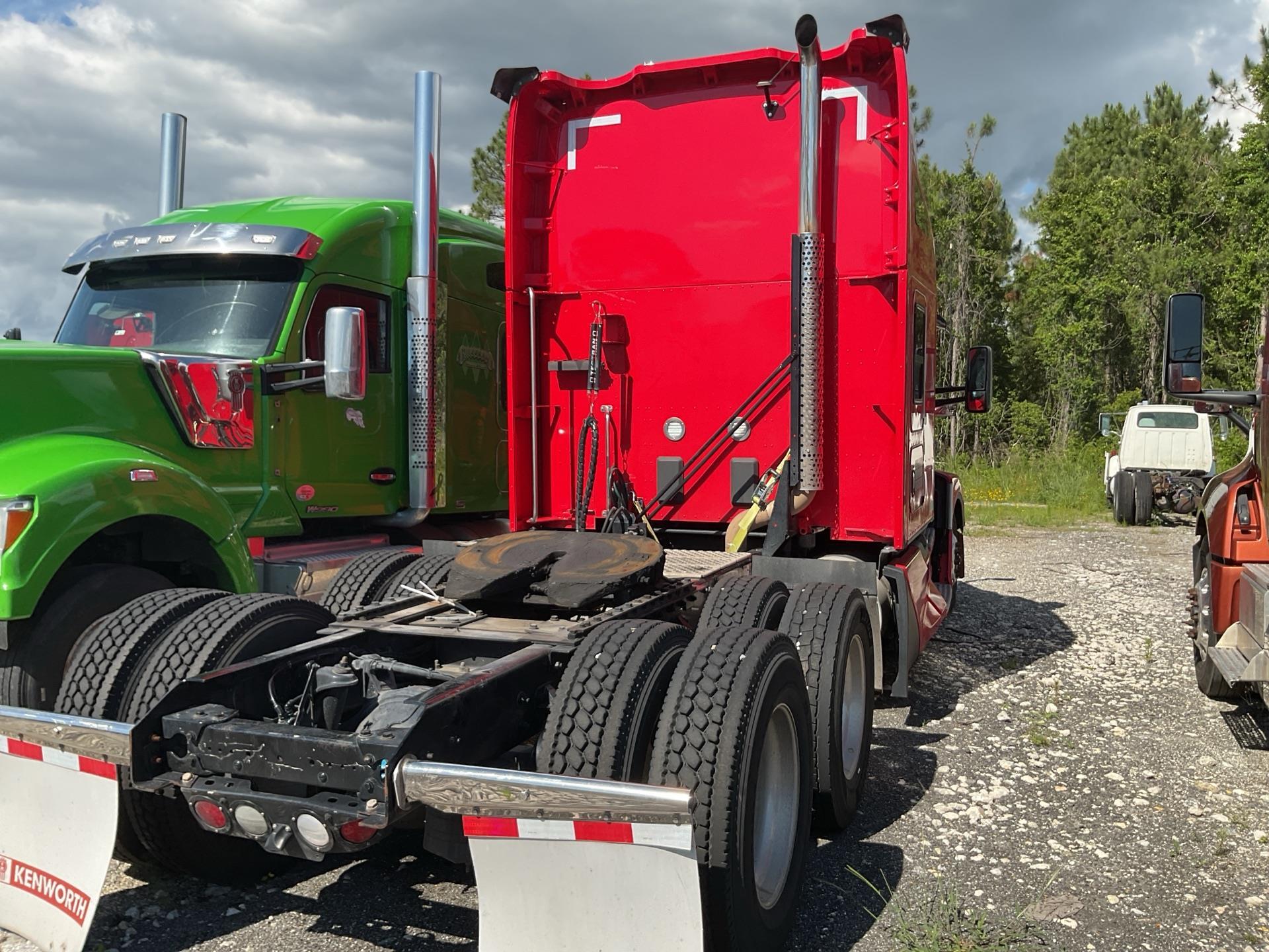 2023 Kenworth T680