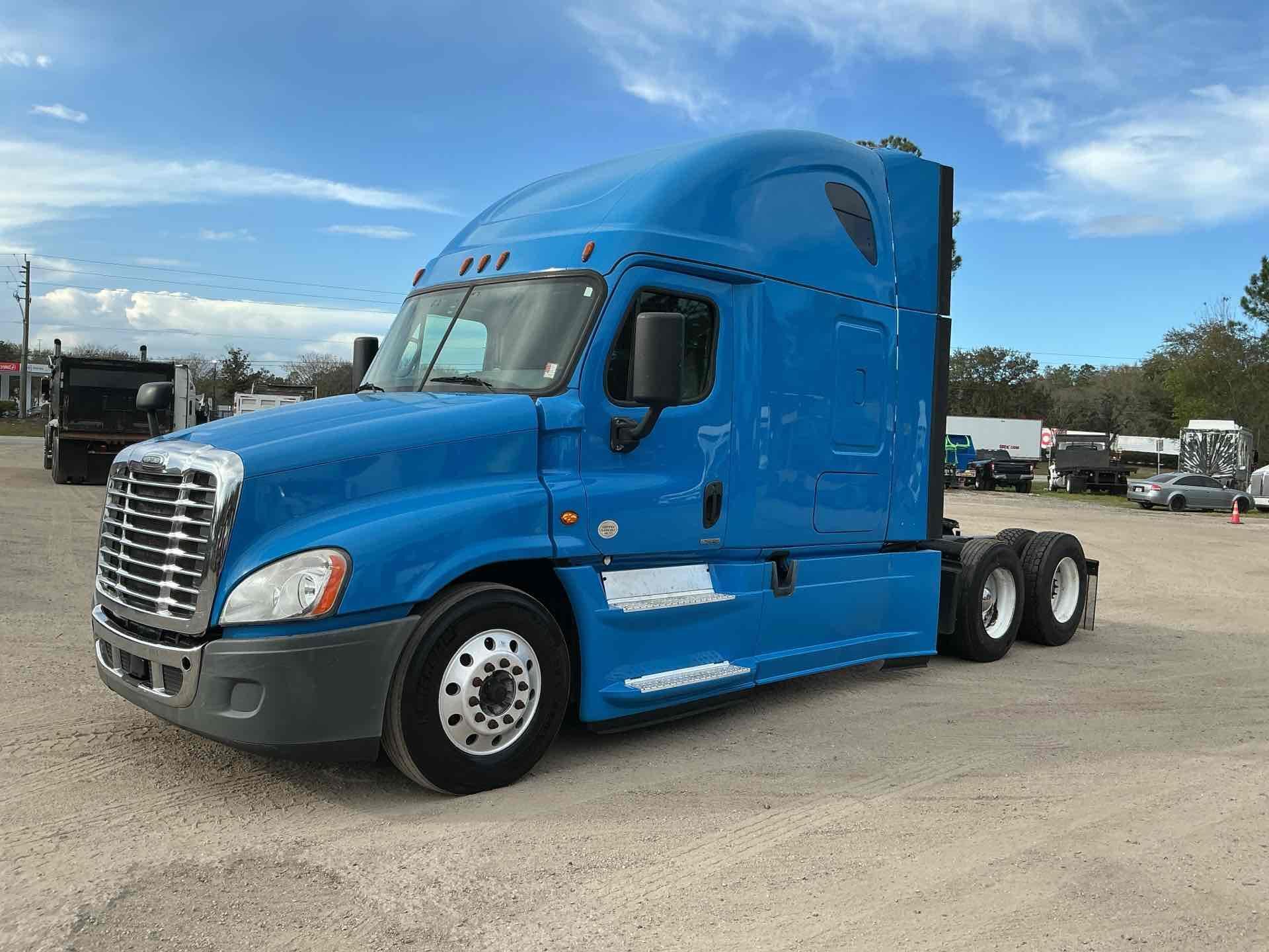 2018 Freightliner Cascadia 125