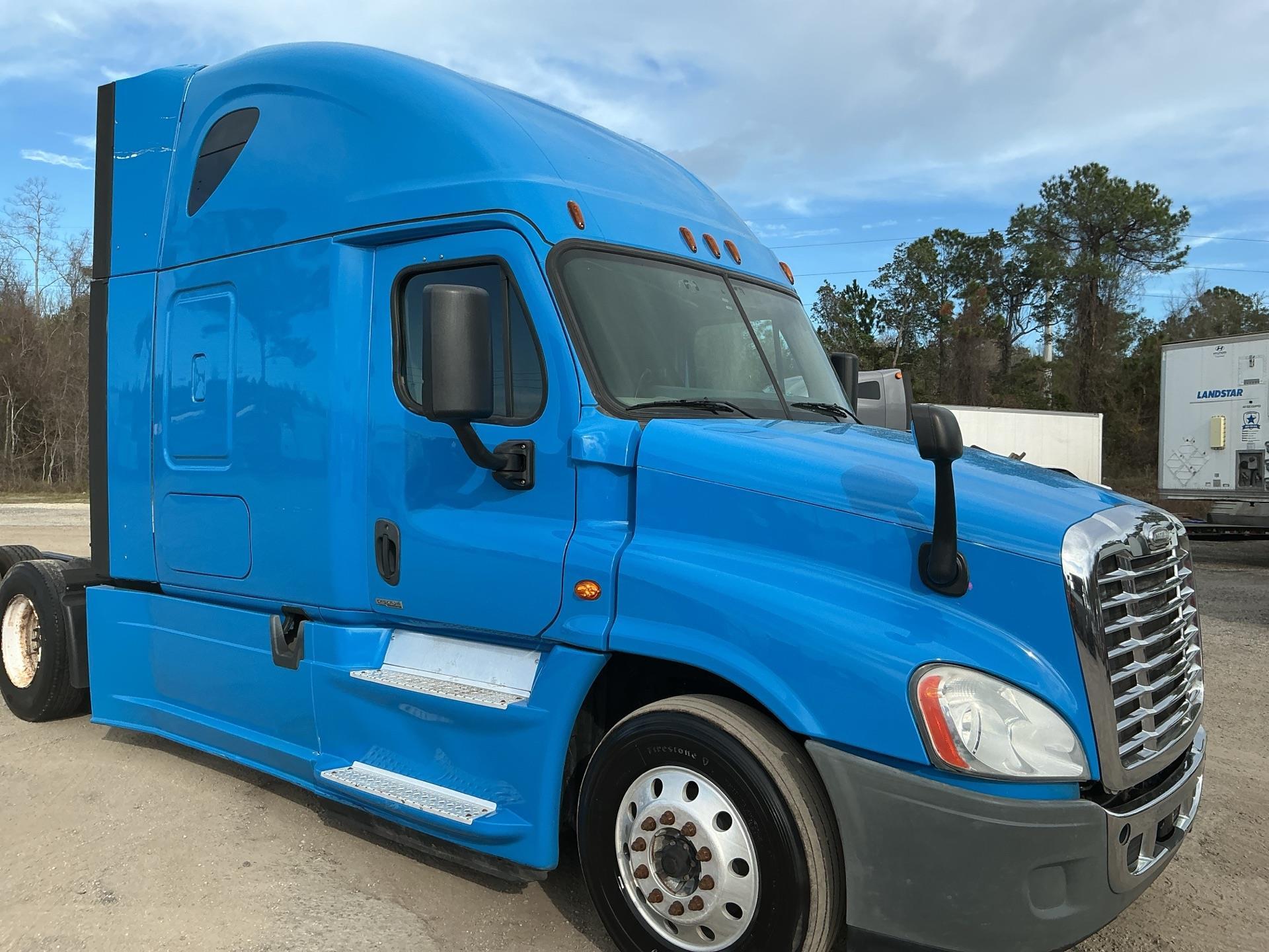 2018 Freightliner Cascadia 125