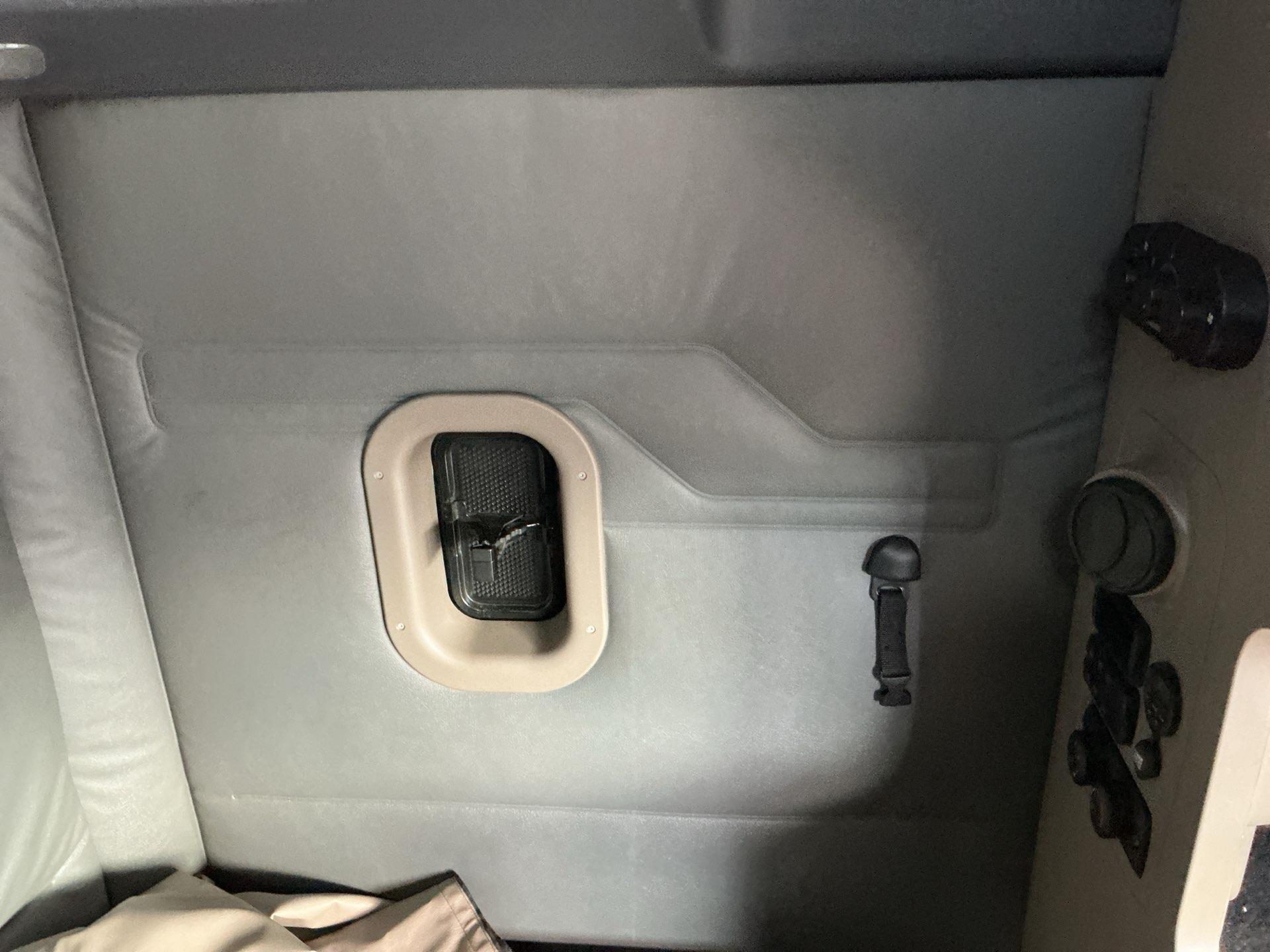 2018 Freightliner Cascadia 125