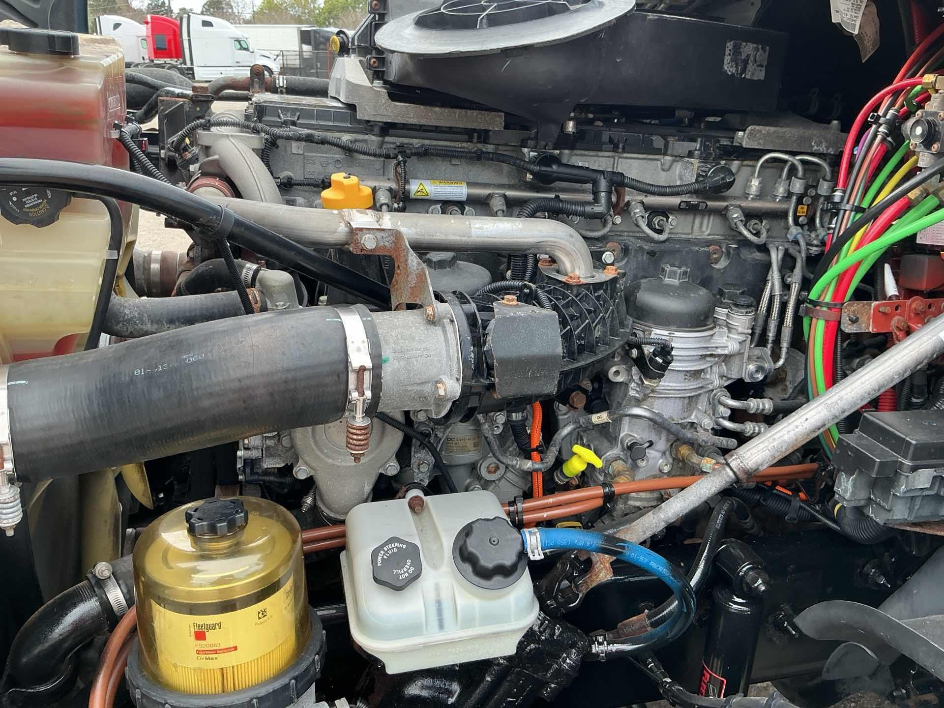 2018 Freightliner Cascadia 125