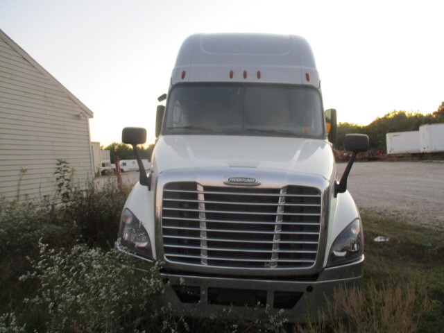 2019 Freightliner Cascadia 125