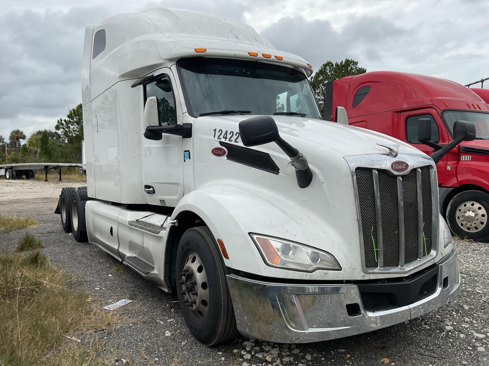 2023 Peterbilt 579