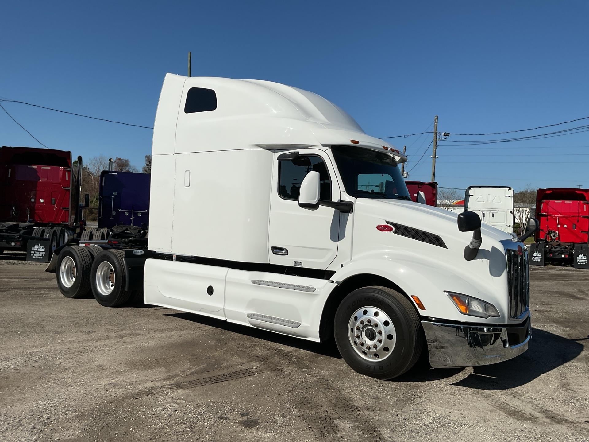 2023 Peterbilt 579