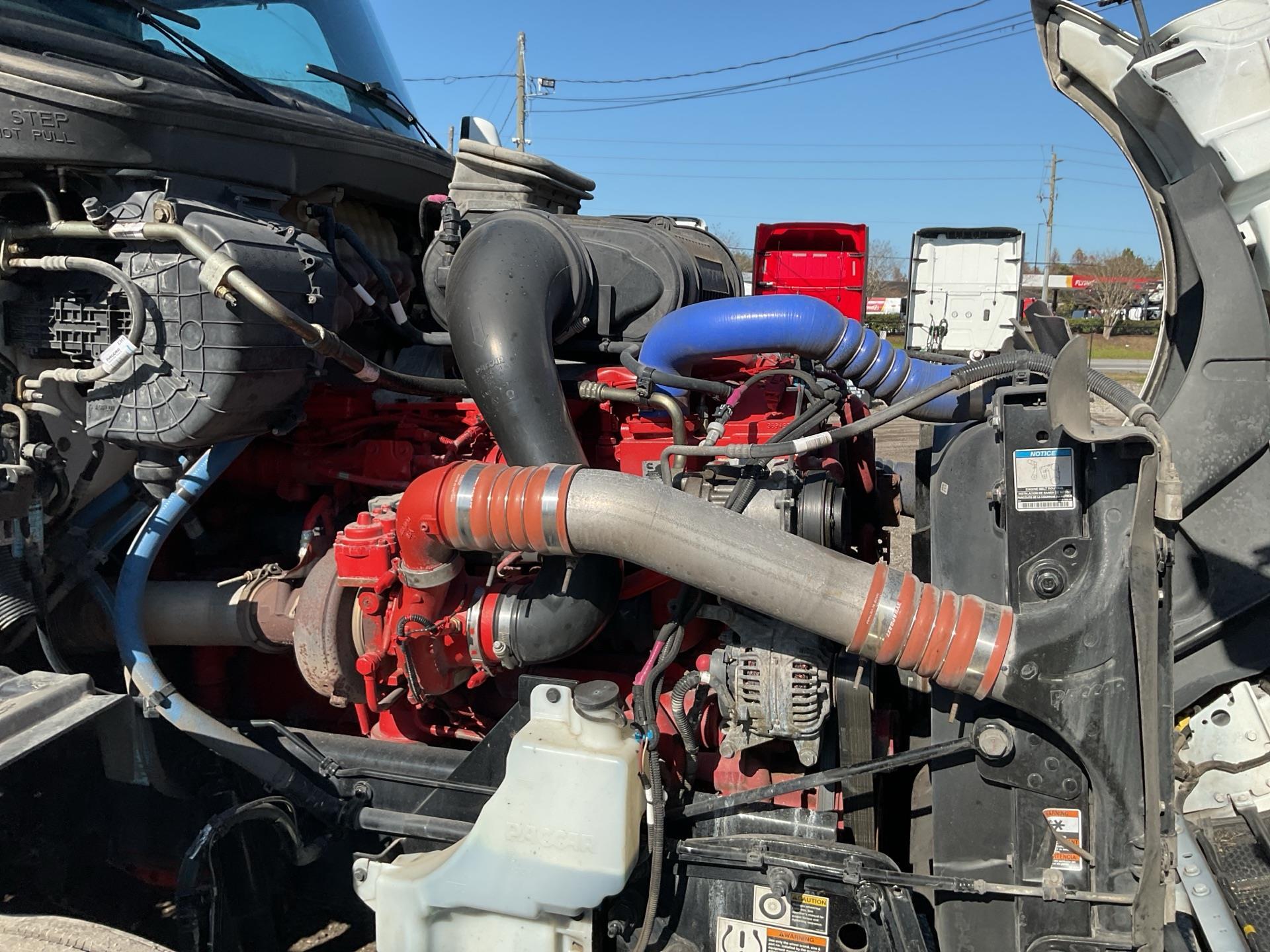 2023 Peterbilt 579
