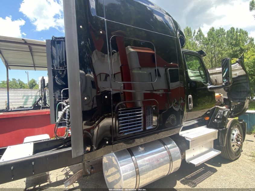 2019 International LT625