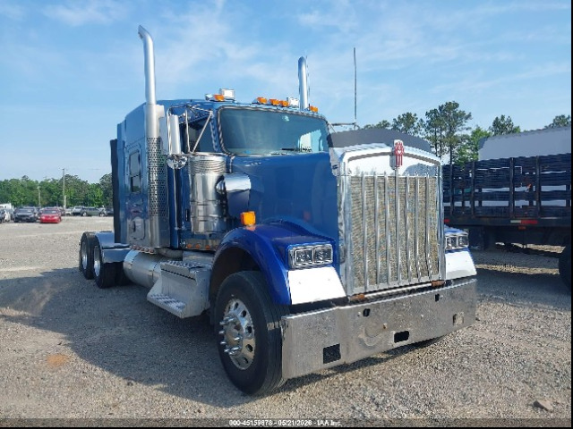 2019 Kenworth W900