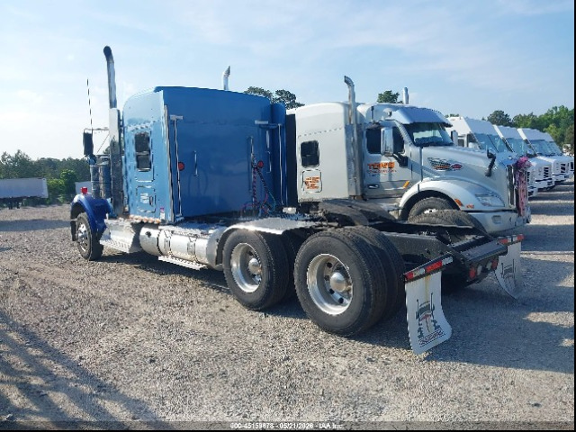 2019 Kenworth W900