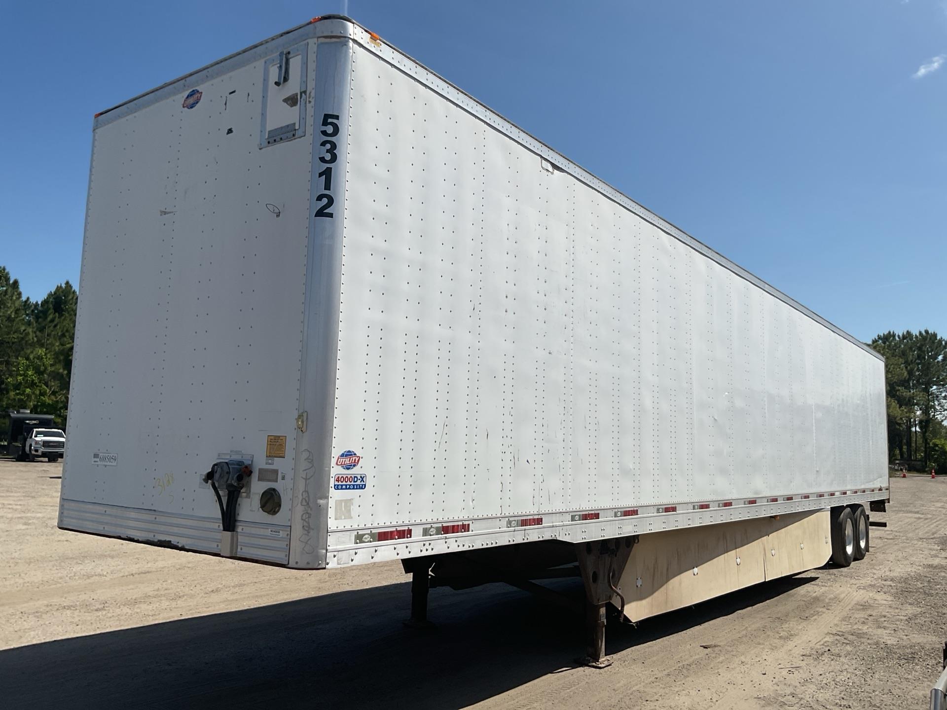 2014 Utility 4000DX