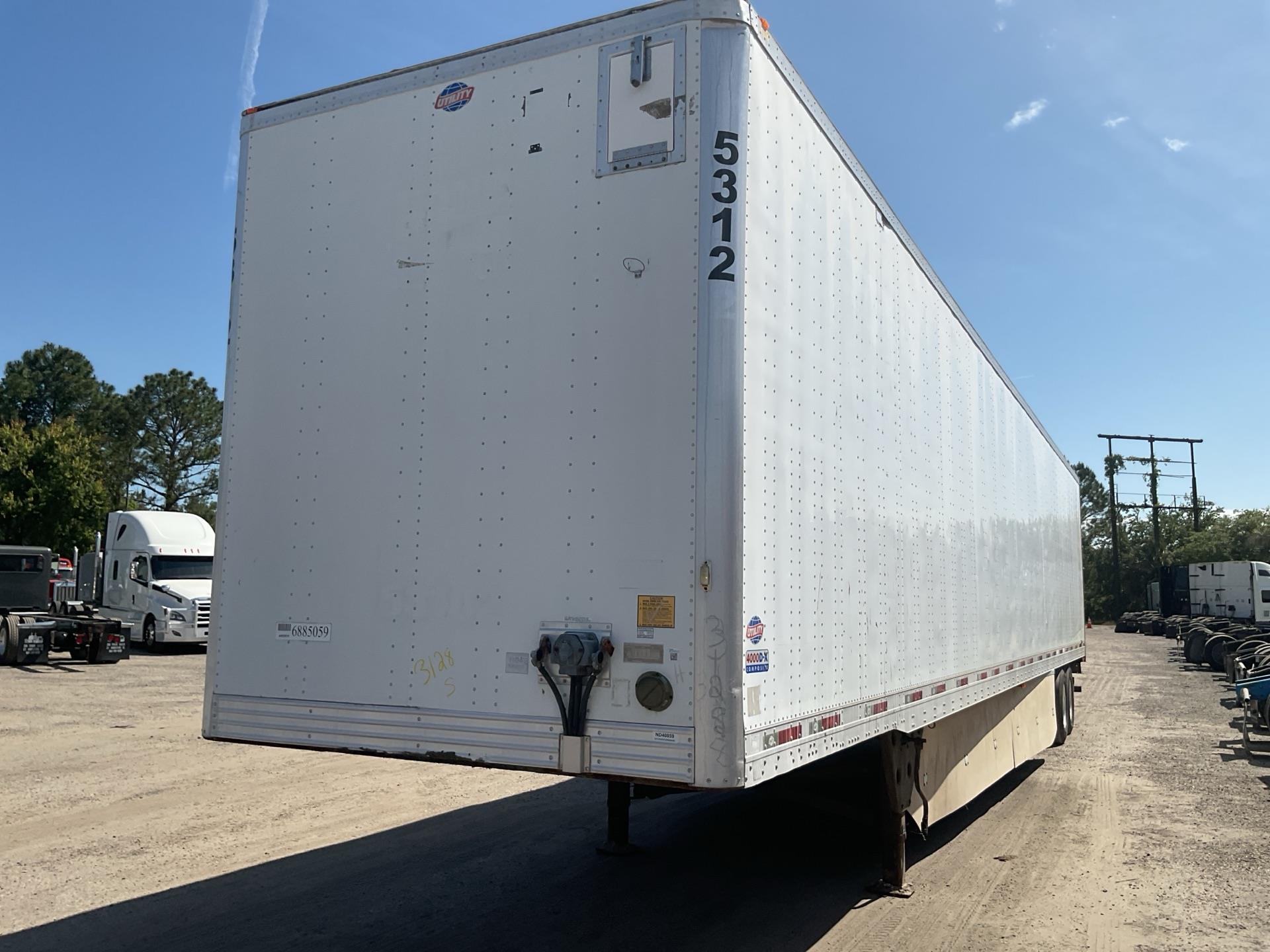 2014 Utility 4000DX