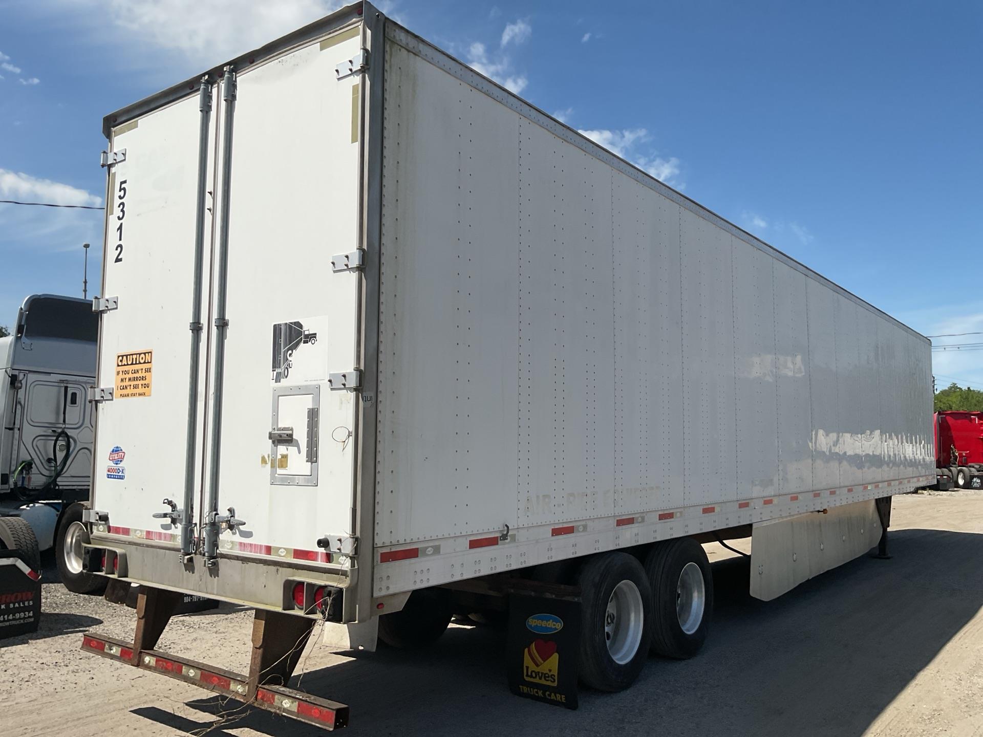 2014 Utility 4000DX