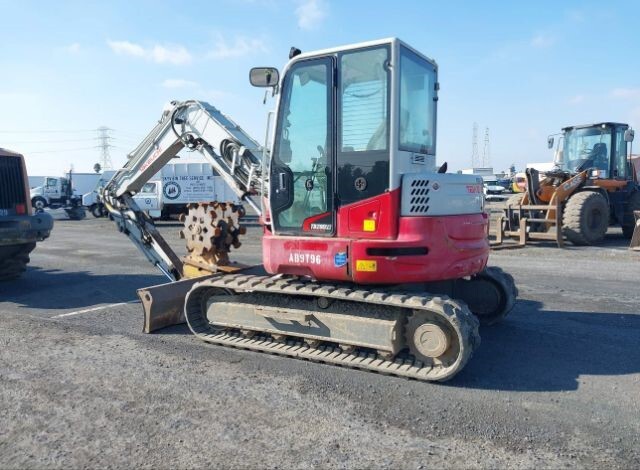 2017 Takeuchi TB280FR