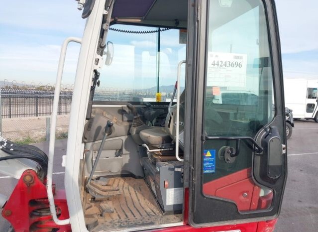 2019 Takeuchi TB235-2CR