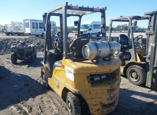 2022 Caterpillar GP25N