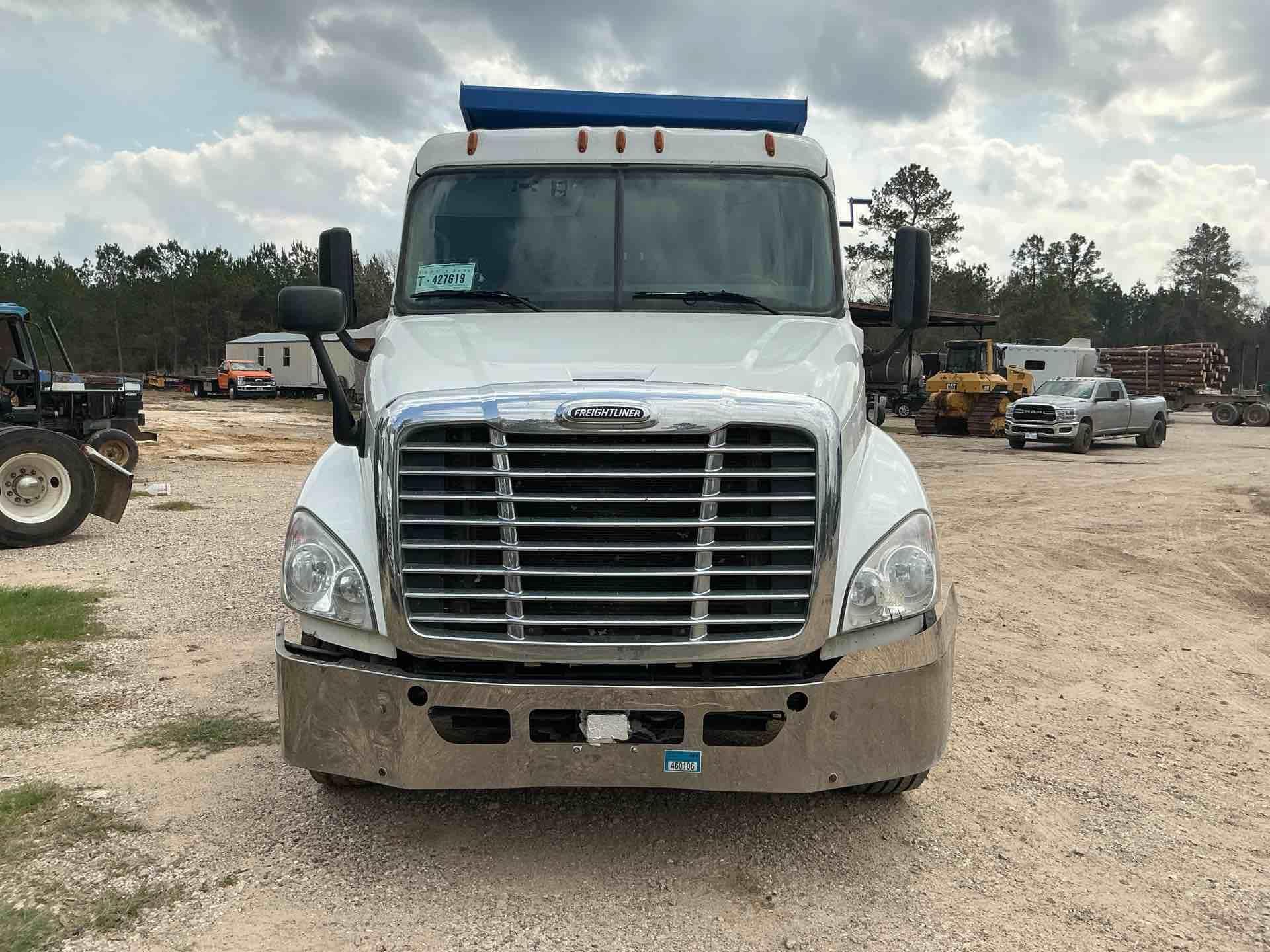 2017 Freightliner CASCADIA