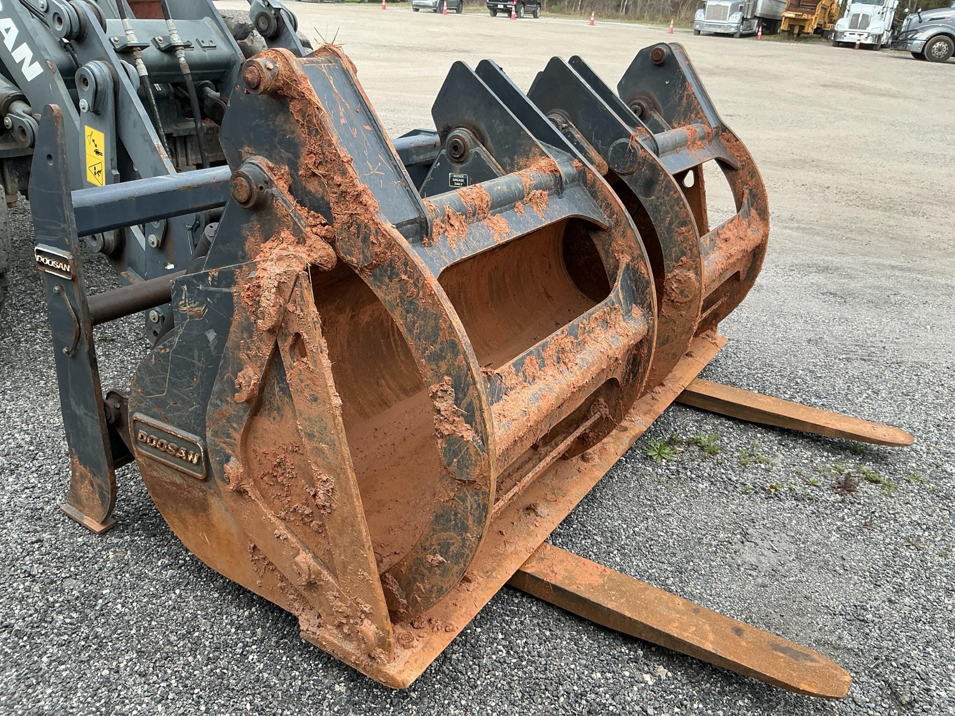2020 Doosan DL200TC2-5-US210