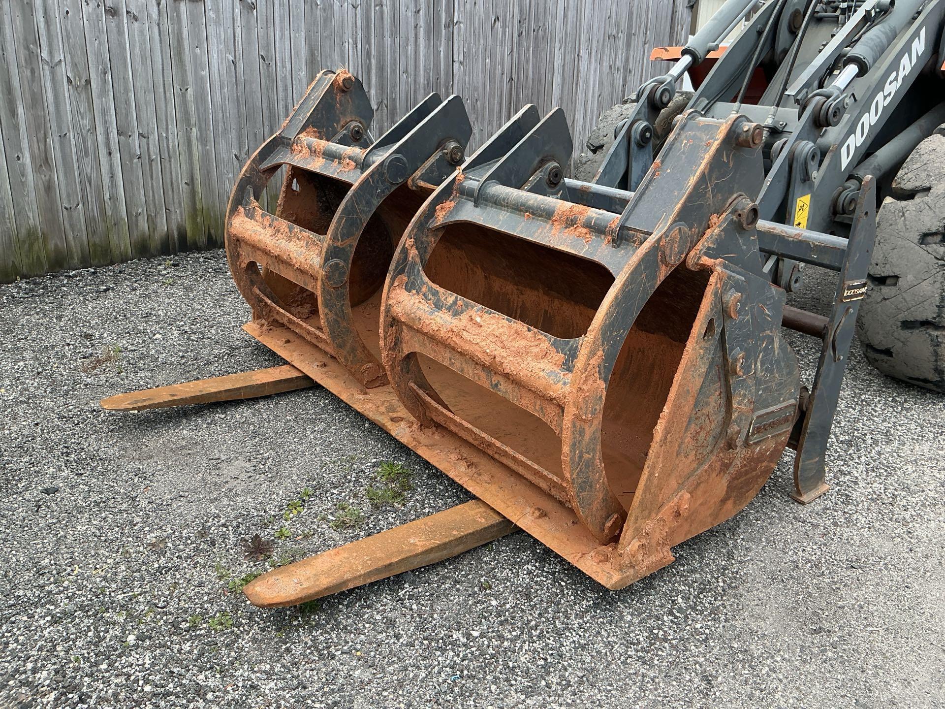 2020 Doosan DL200TC2-5-US210