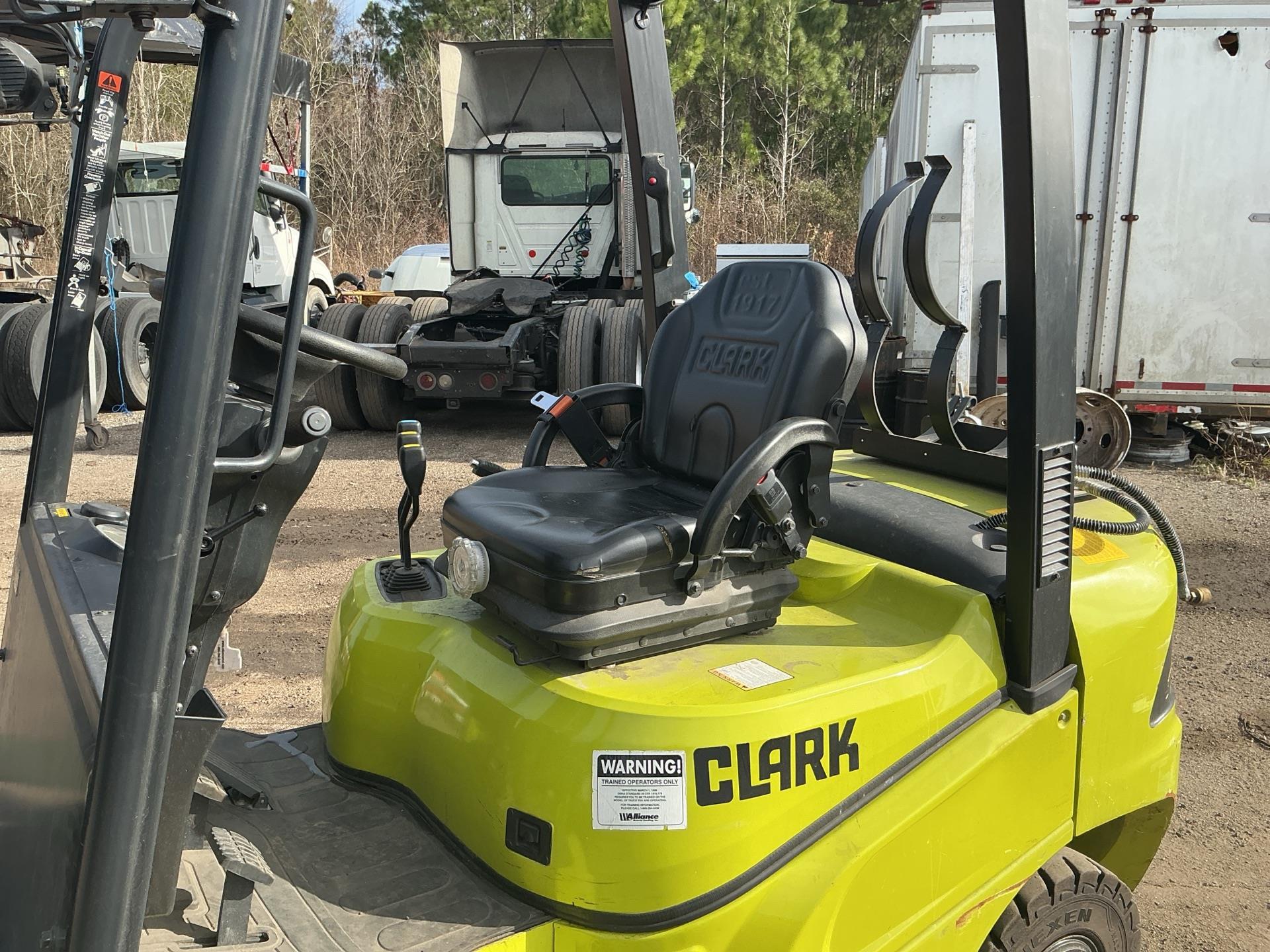 2020 Clark GTS25