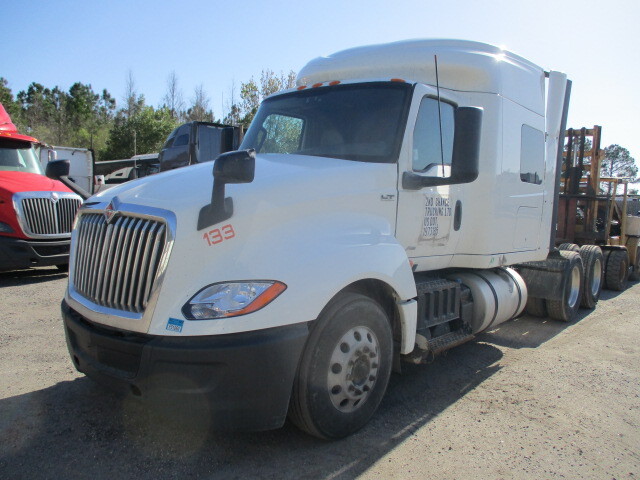 2019 International LT625