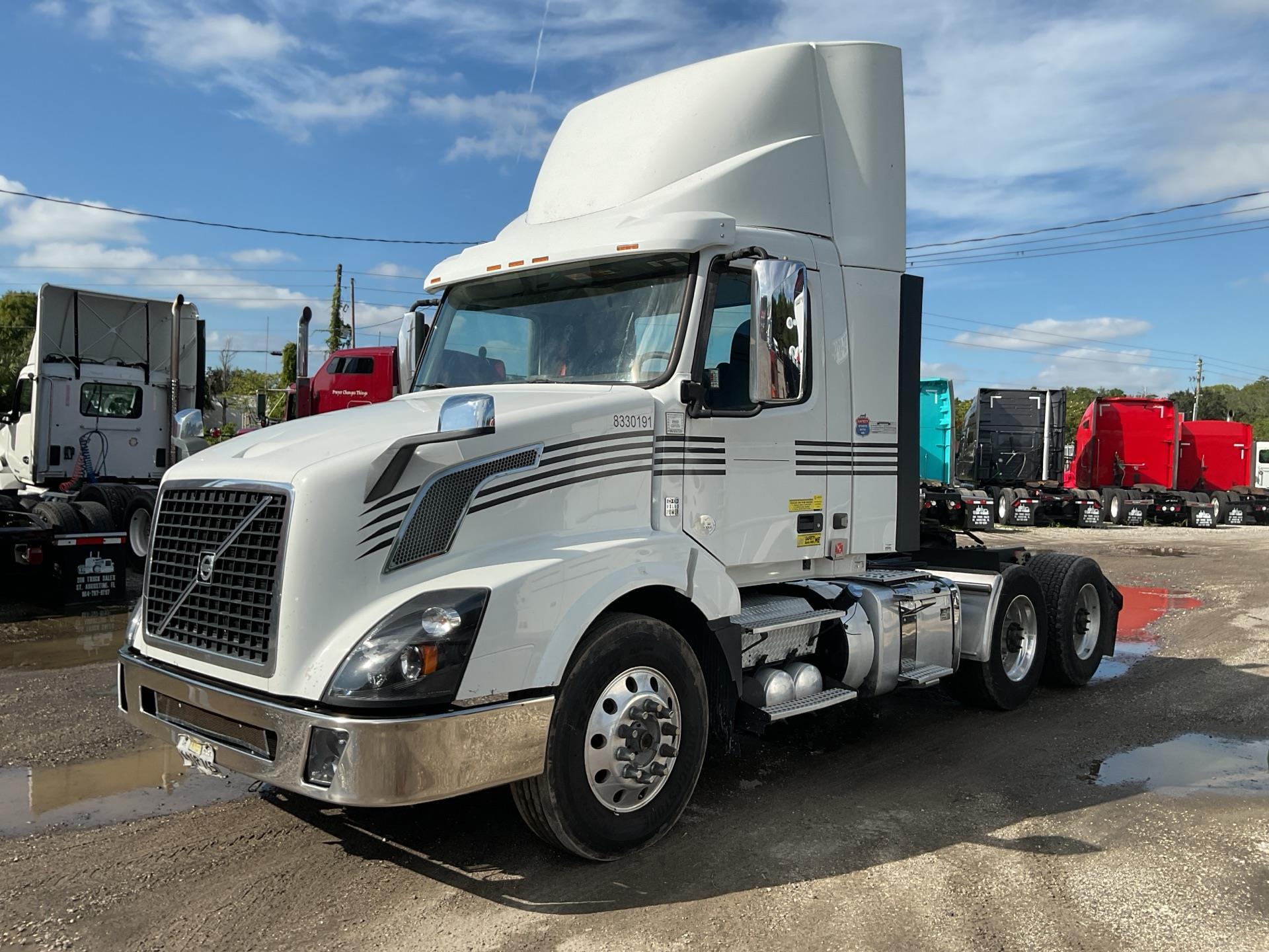 2018 Volvo VNL