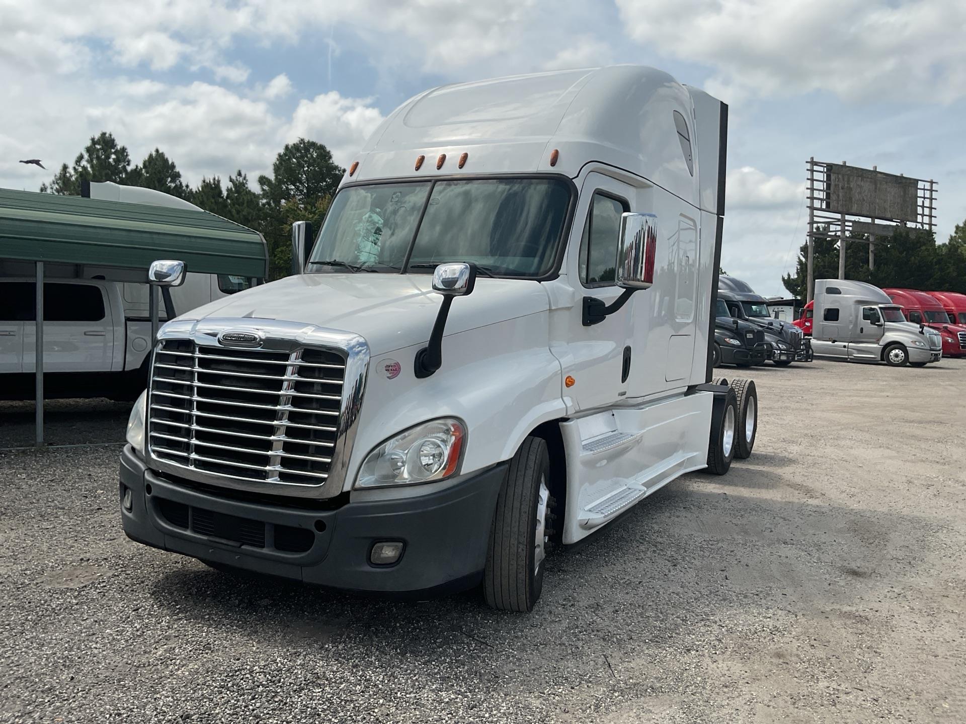 2020 Freightliner Cascadia 125
