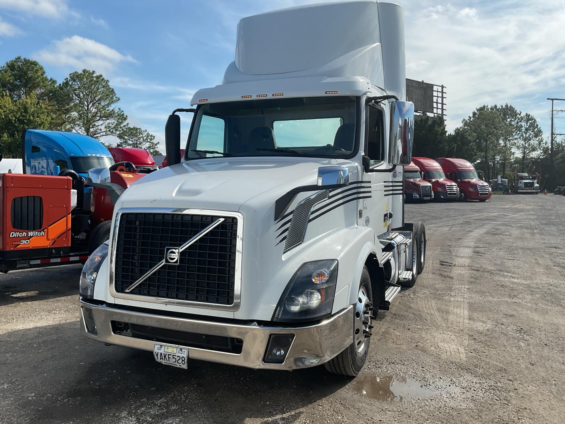 2018 Volvo VNL