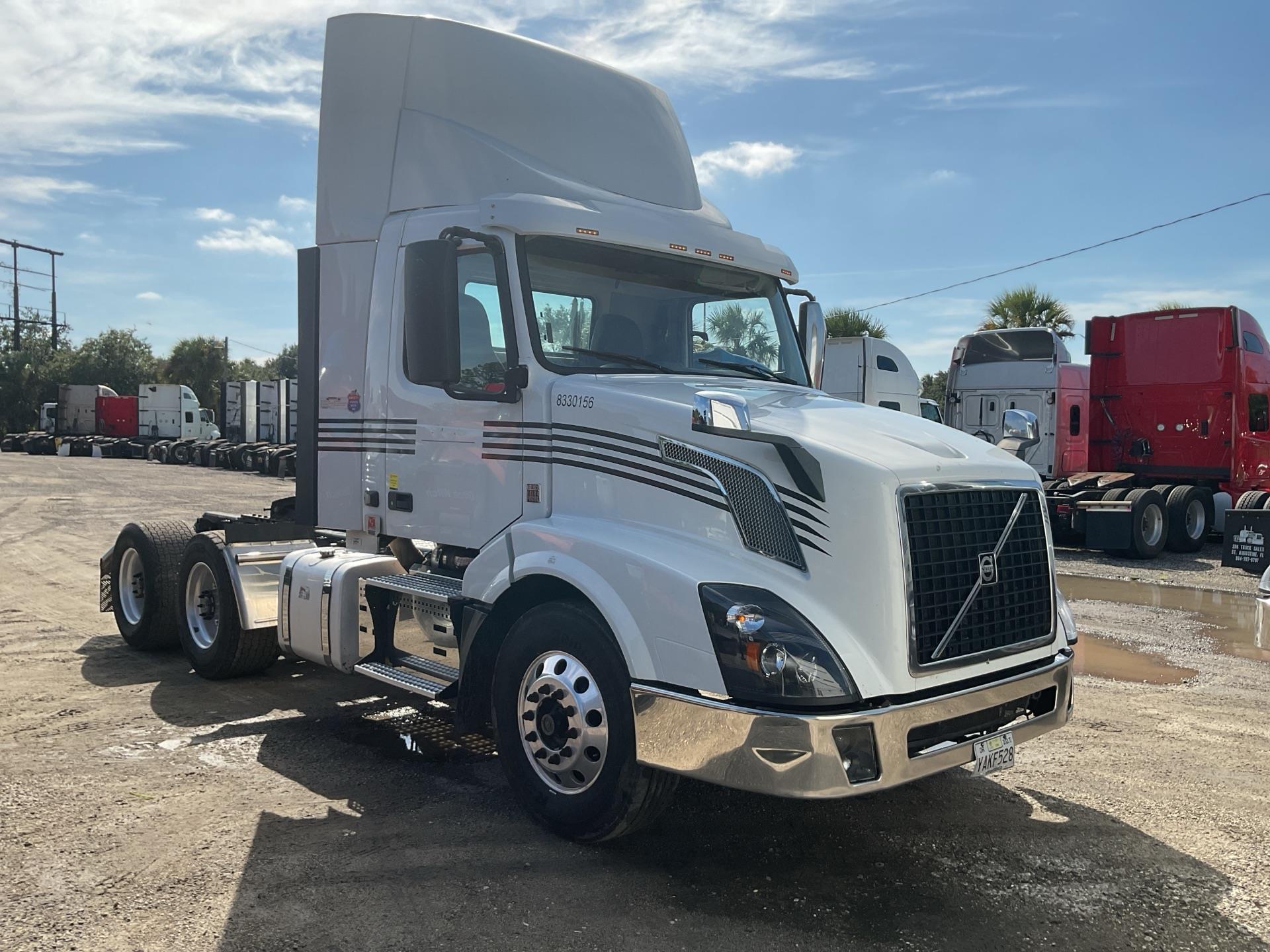 2018 Volvo VNL
