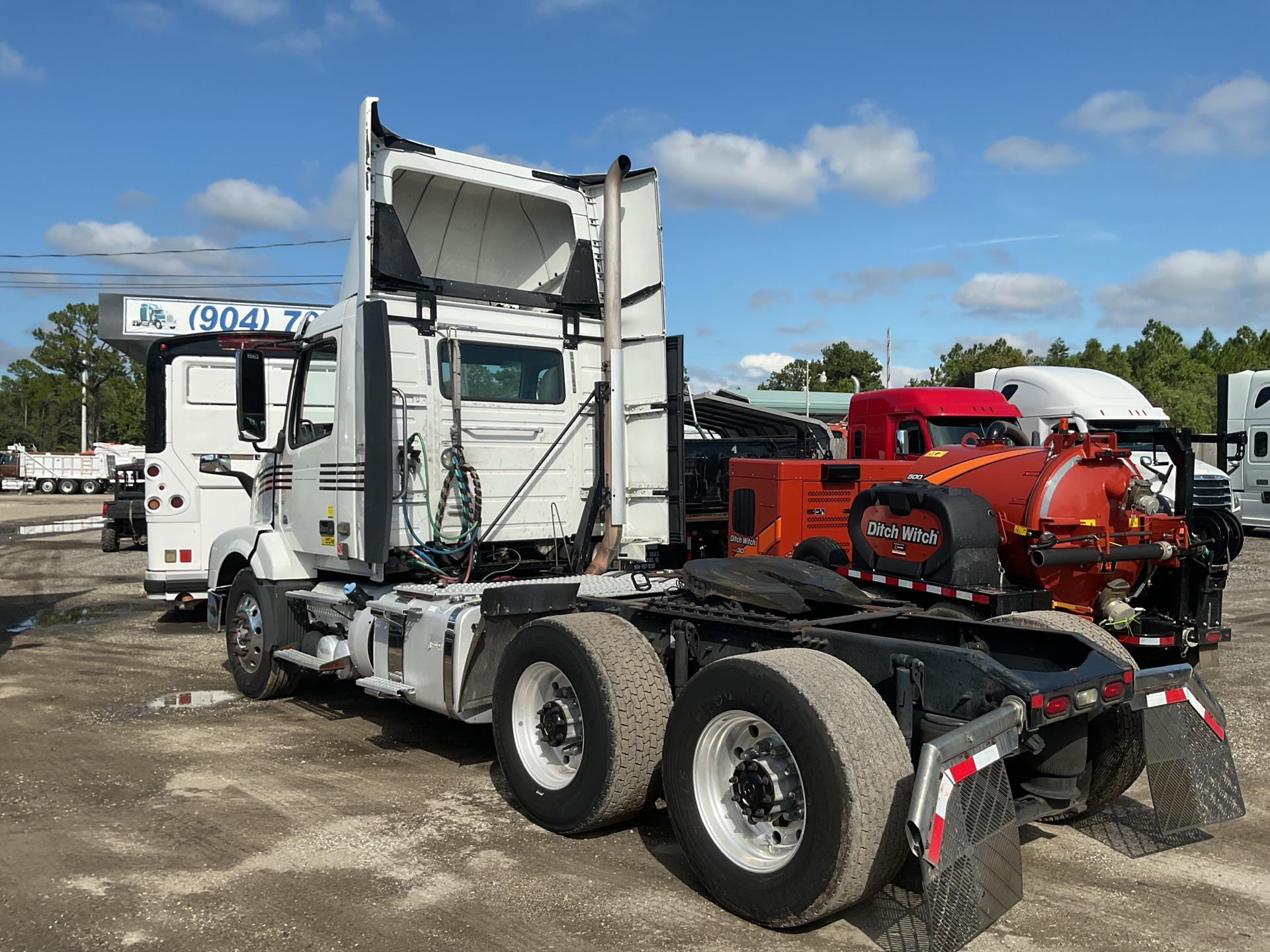 2018 Volvo VNL