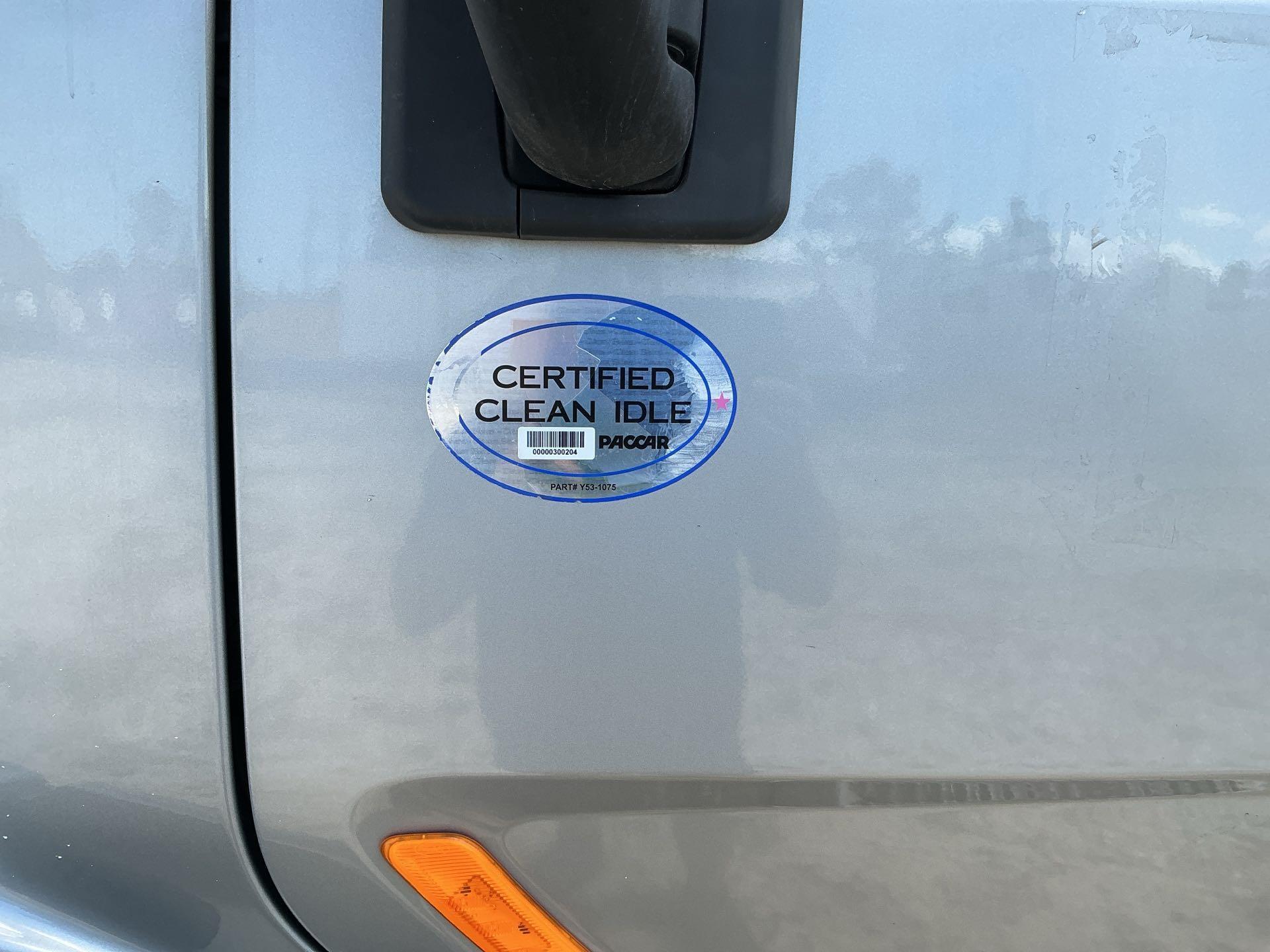 2021 Peterbilt 567