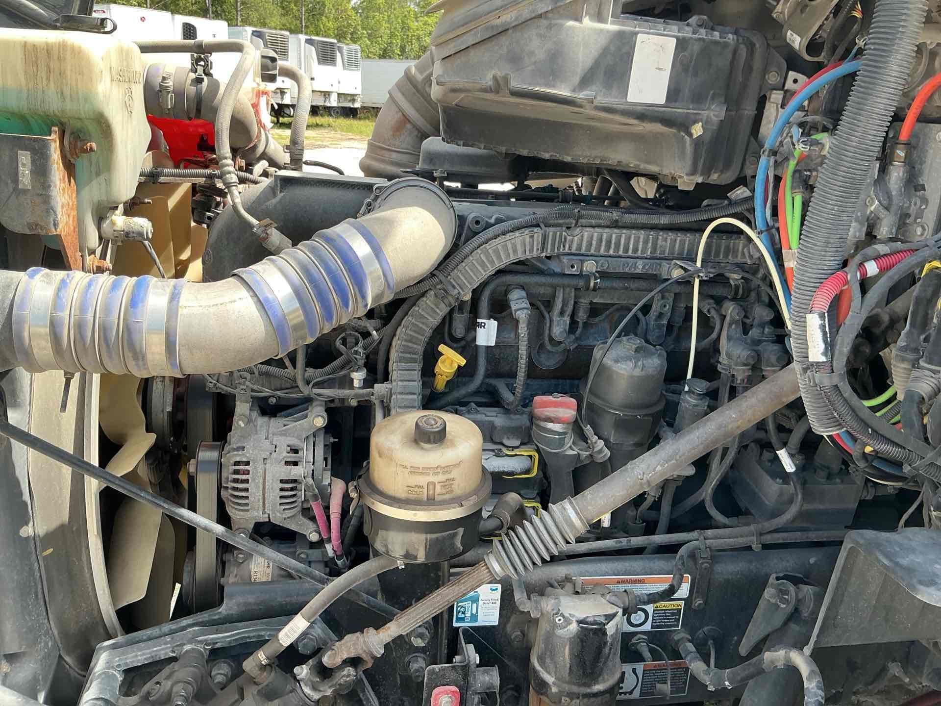 2021 Peterbilt 567
