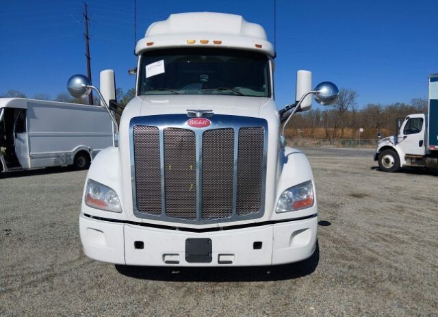 2021 Peterbilt 579