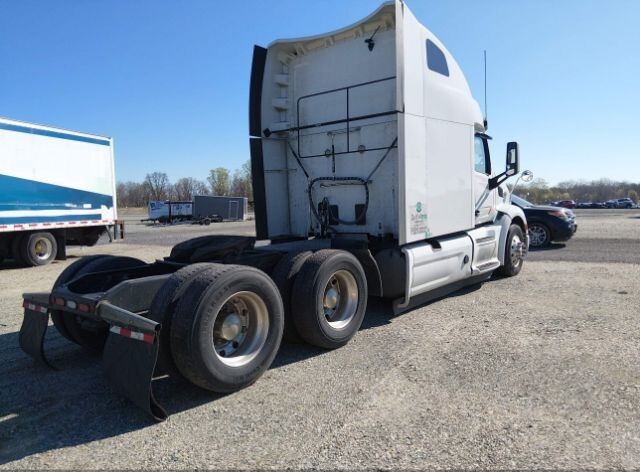 2021 Peterbilt 579