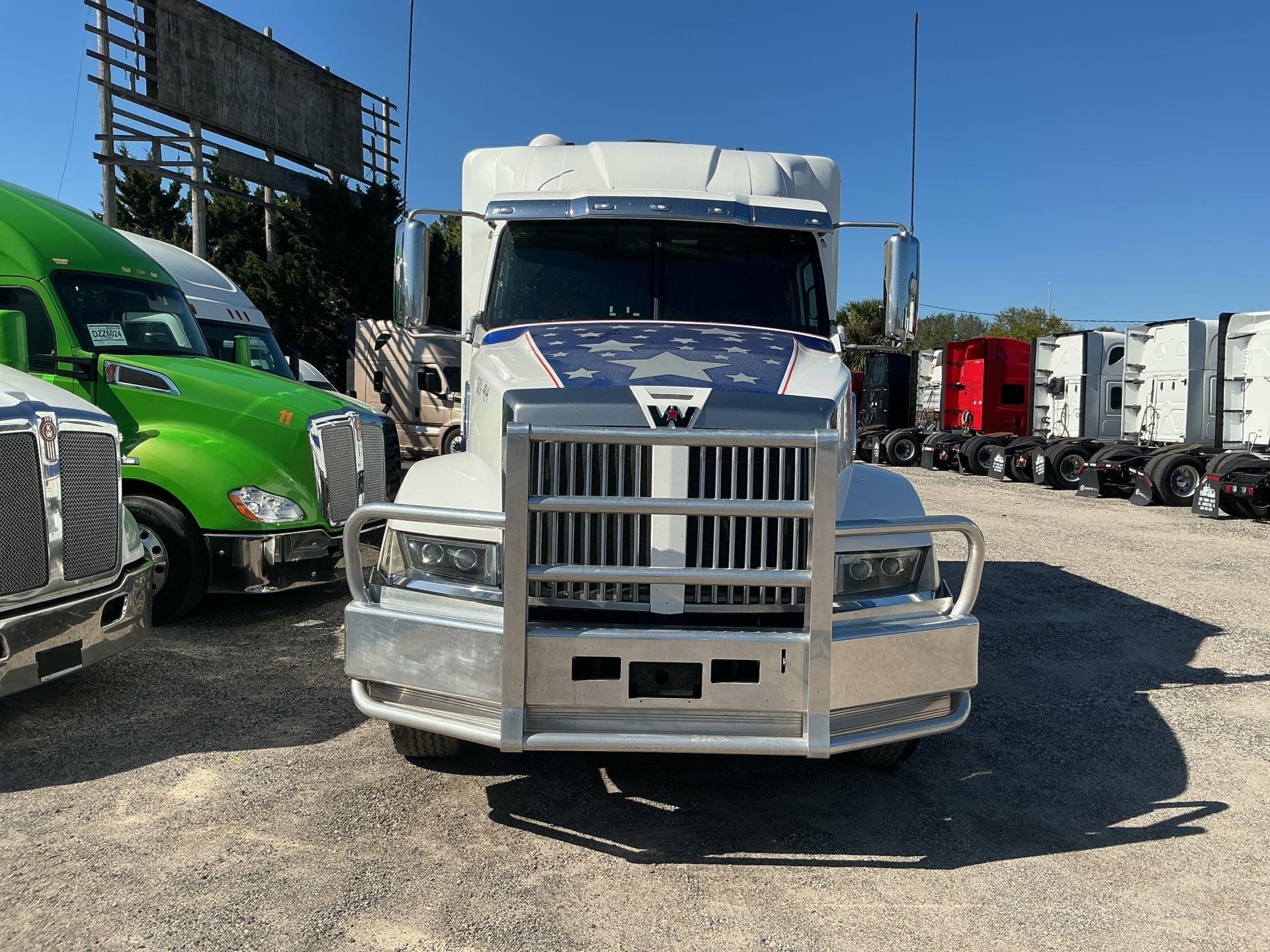 2020 Western Star 5700XE