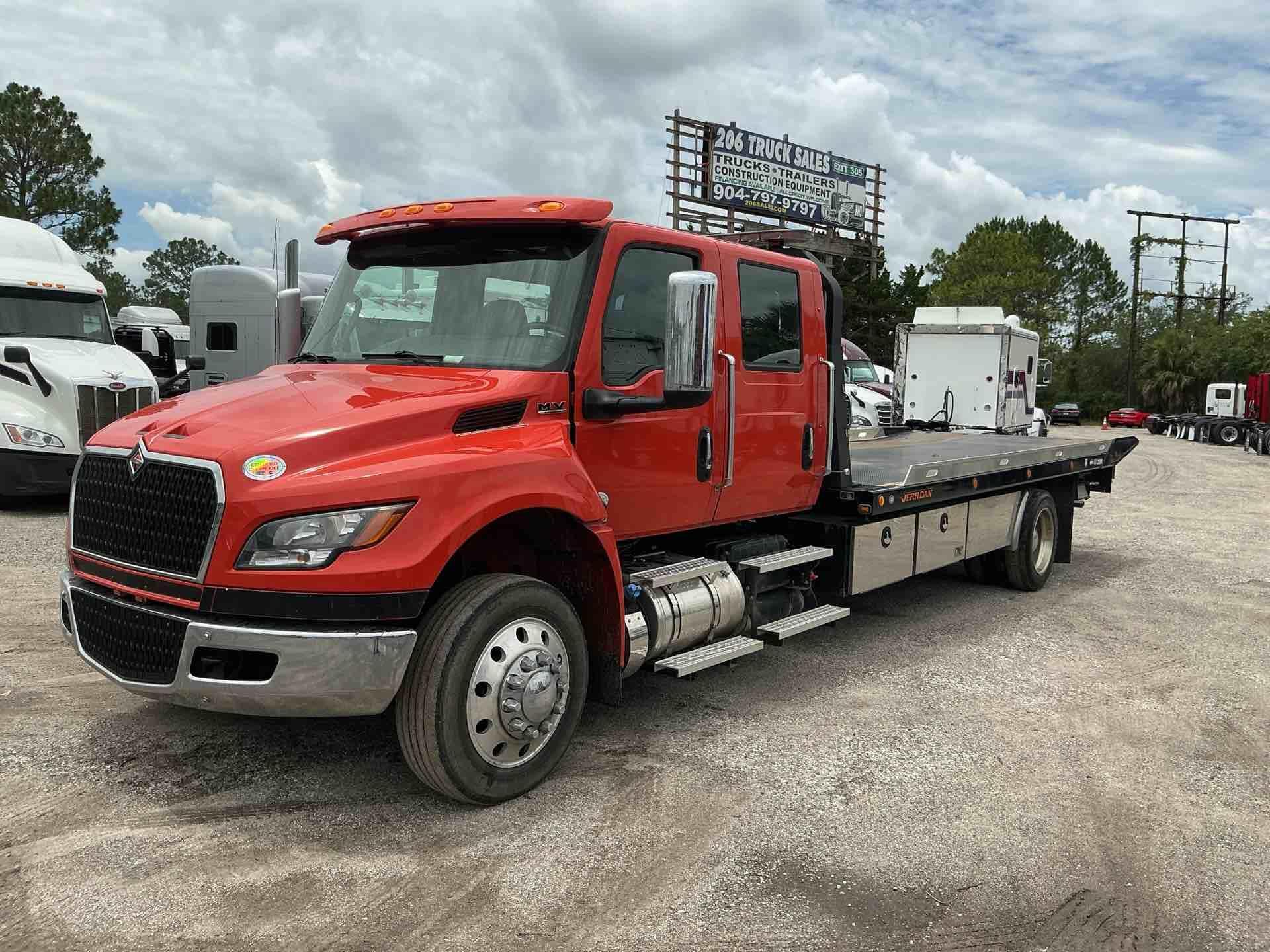 2025 International MV 607