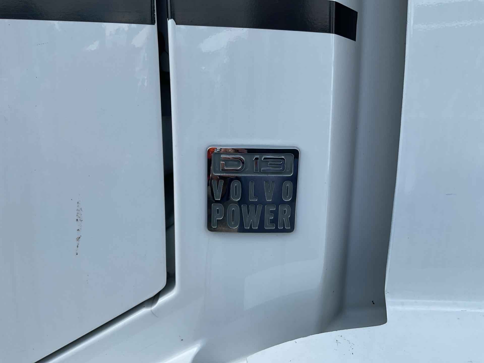 2018 Volvo VNL