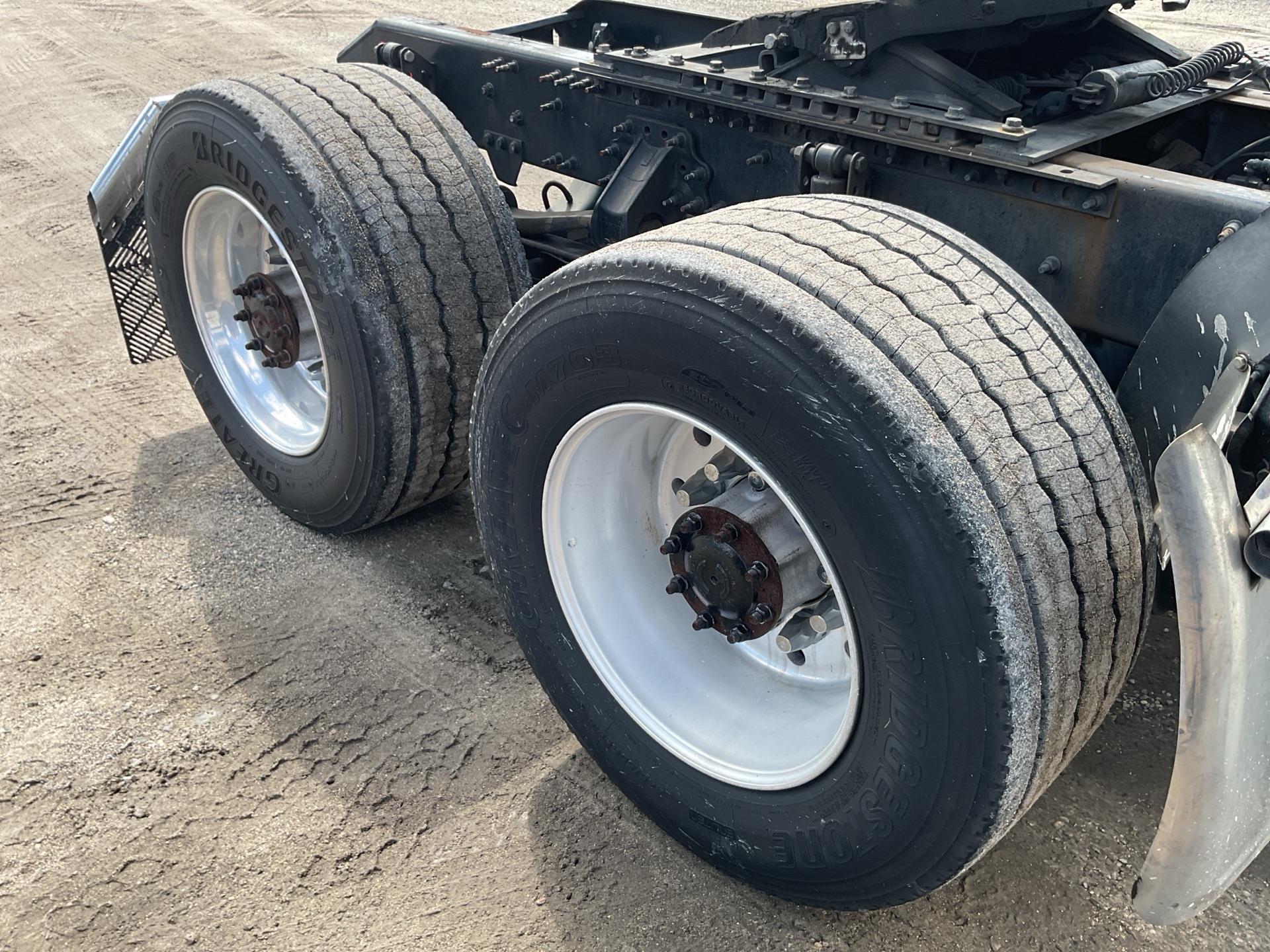 2018 Volvo VNL