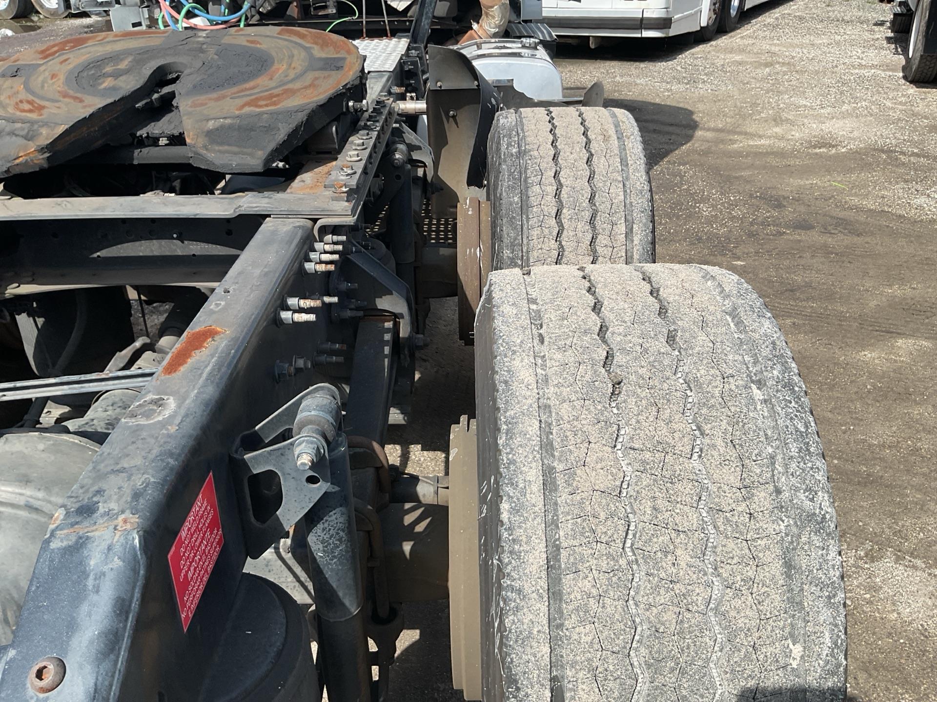 2018 Volvo VNL