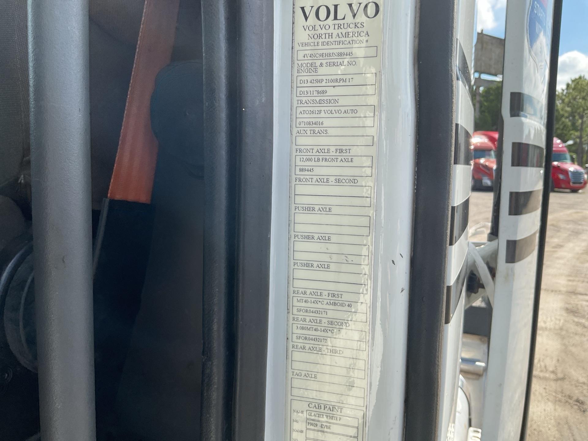 2018 Volvo VNL