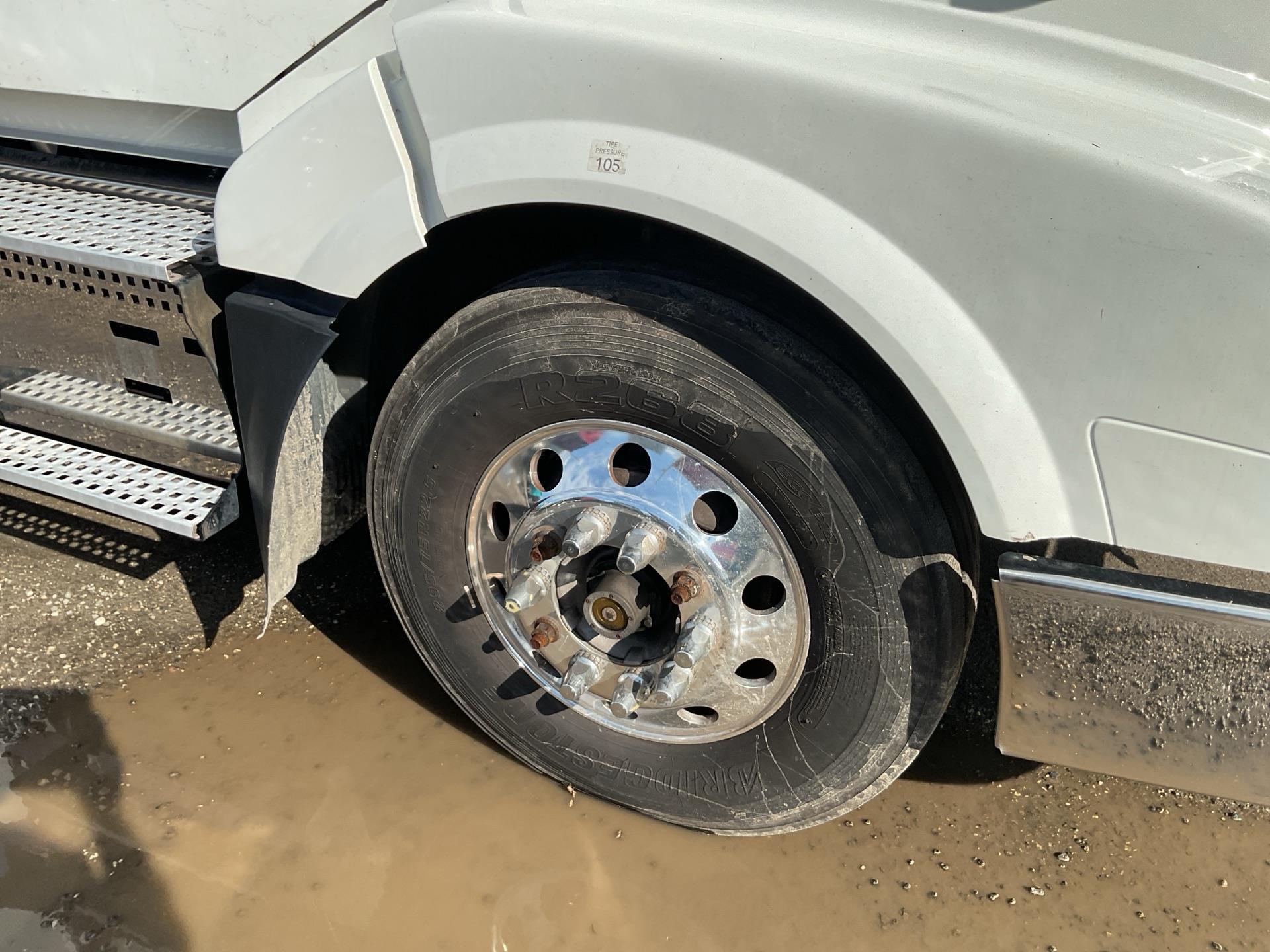 2018 Volvo VNL