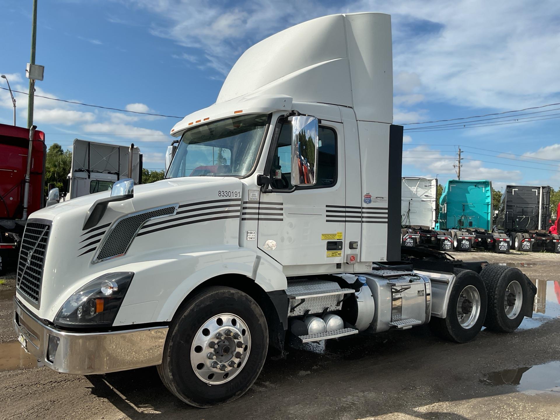 2018 Volvo VNL